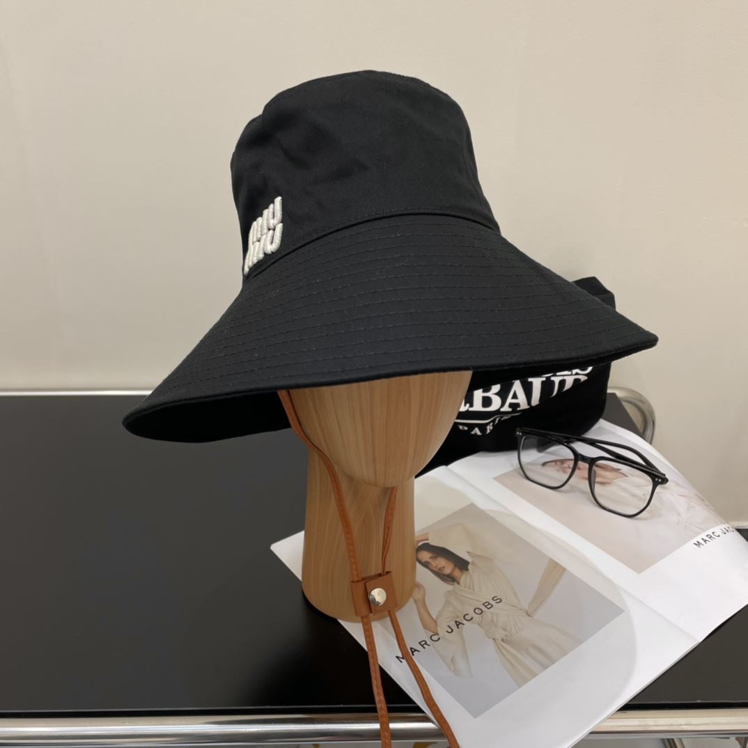 Miu Miu Caps